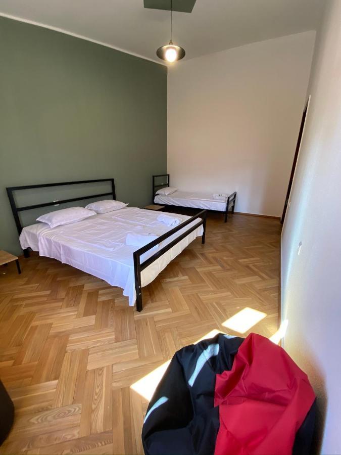 Apartament Red Door Tbilisi Zewnętrze zdjęcie