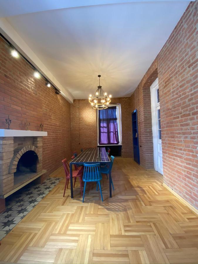 Apartament Red Door Tbilisi Zewnętrze zdjęcie