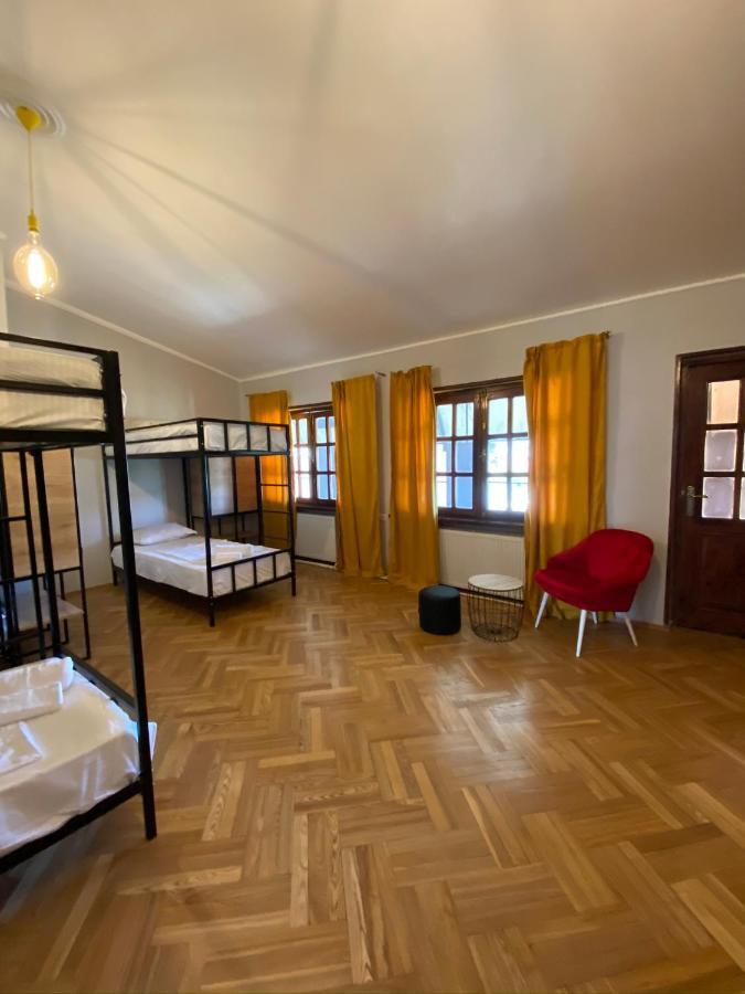 Apartament Red Door Tbilisi Zewnętrze zdjęcie