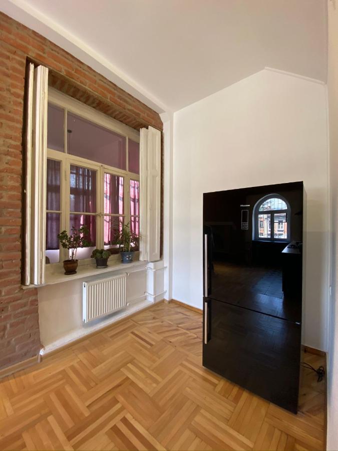 Apartament Red Door Tbilisi Zewnętrze zdjęcie