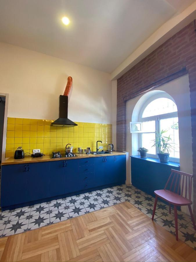 Apartament Red Door Tbilisi Zewnętrze zdjęcie