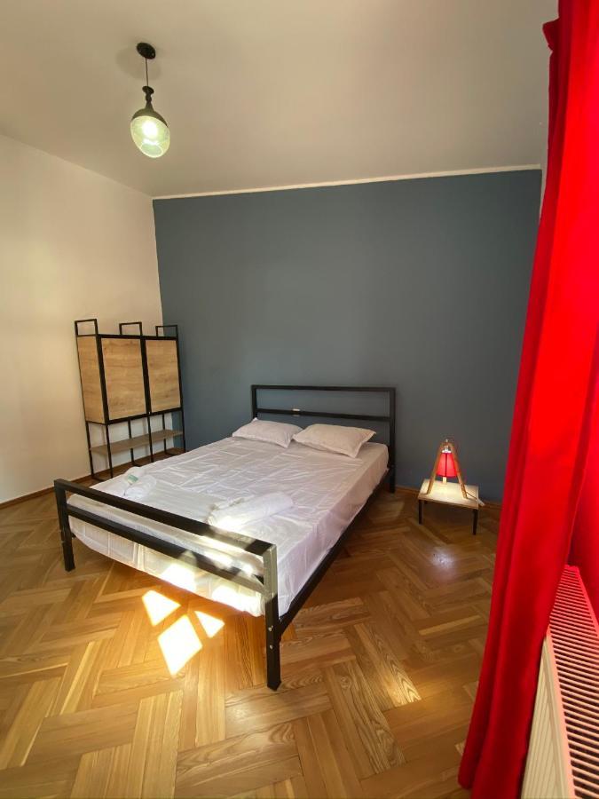 Apartament Red Door Tbilisi Zewnętrze zdjęcie