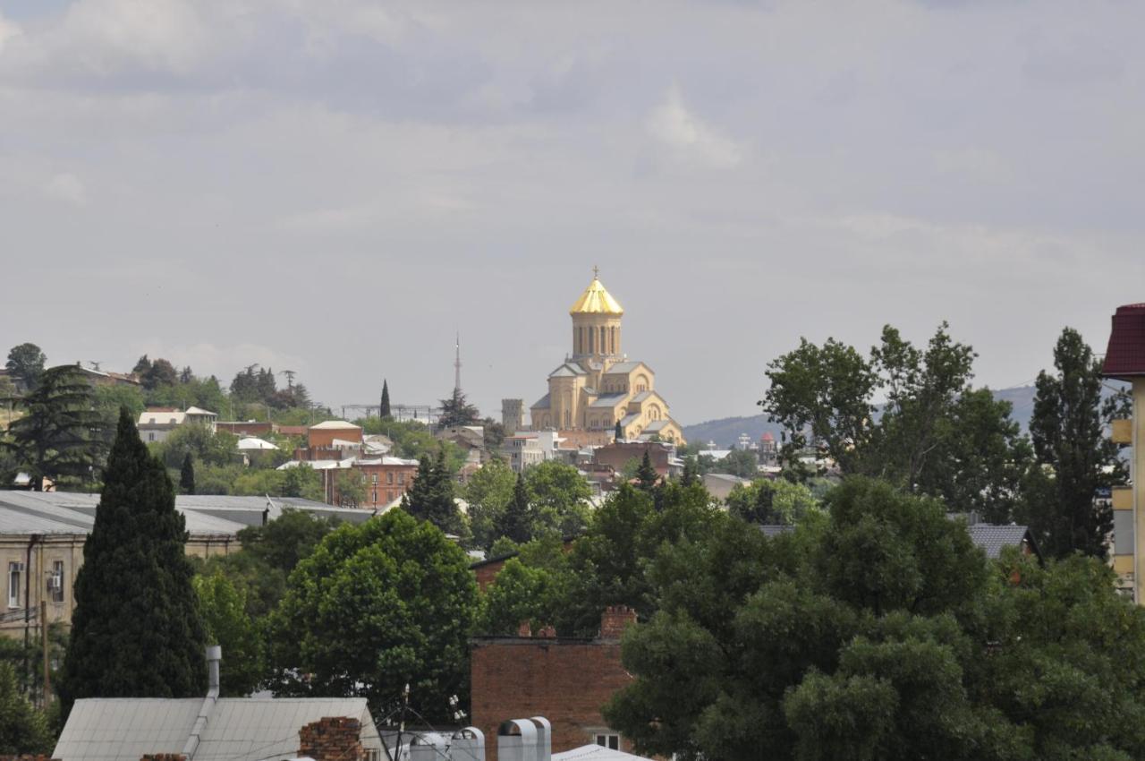Apartament Red Door Tbilisi Zewnętrze zdjęcie