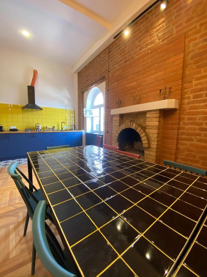 Apartament Red Door Tbilisi Zewnętrze zdjęcie