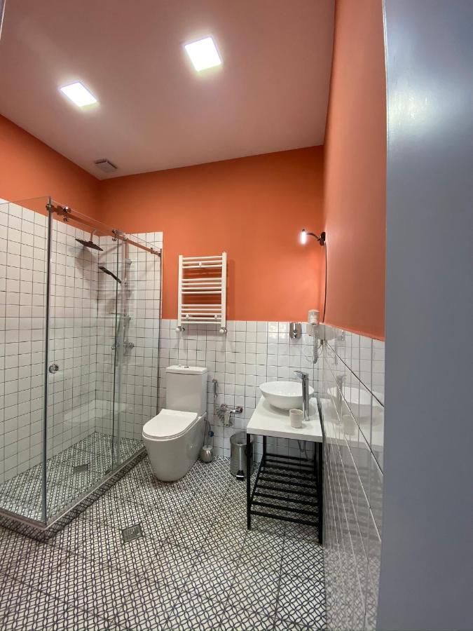 Apartament Red Door Tbilisi Zewnętrze zdjęcie