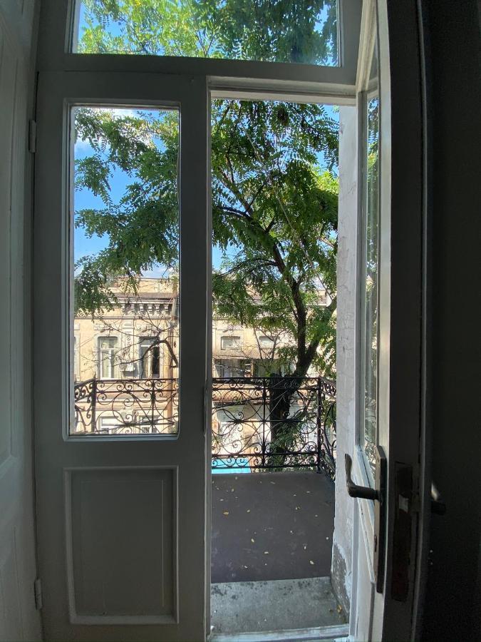 Apartament Red Door Tbilisi Zewnętrze zdjęcie