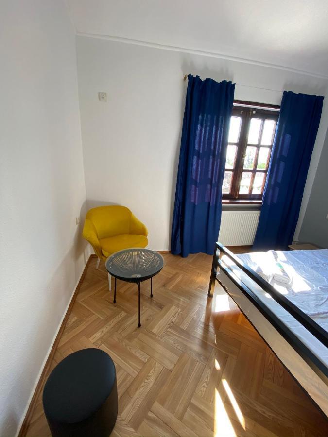 Apartament Red Door Tbilisi Zewnętrze zdjęcie
