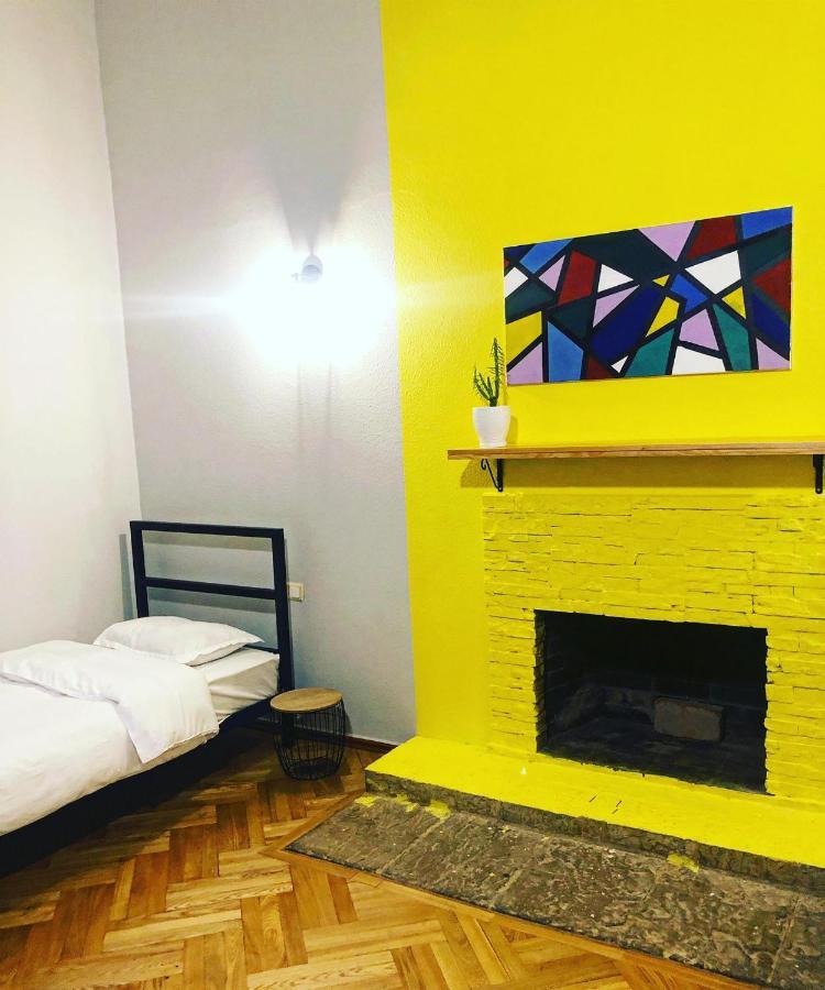 Apartament Red Door Tbilisi Zewnętrze zdjęcie