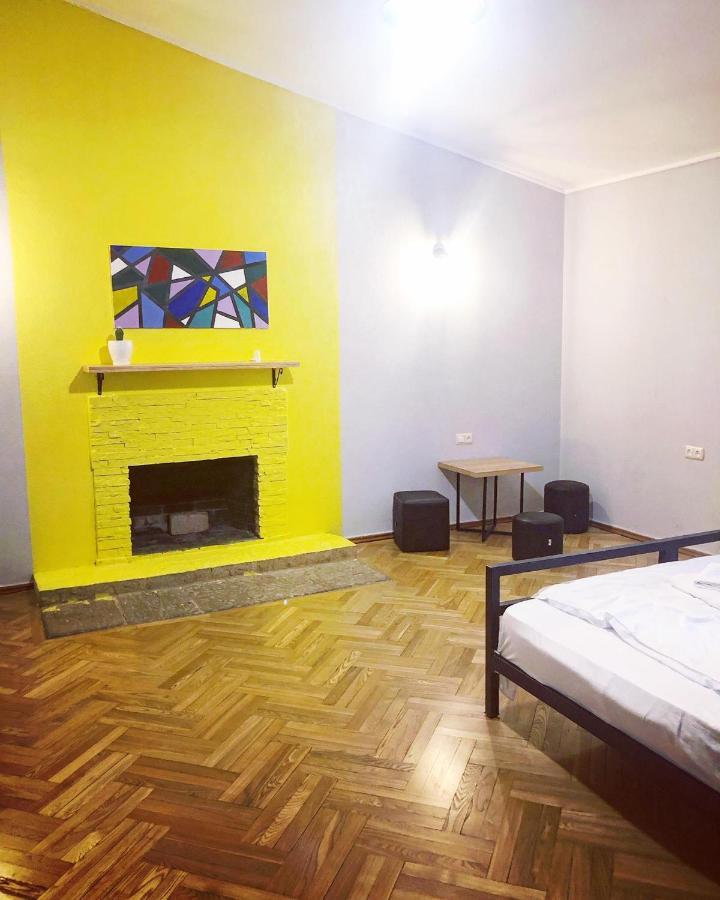 Apartament Red Door Tbilisi Zewnętrze zdjęcie